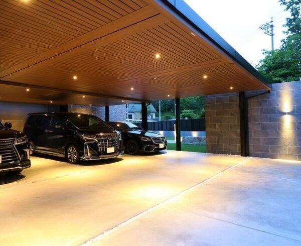 مظلات سيارات